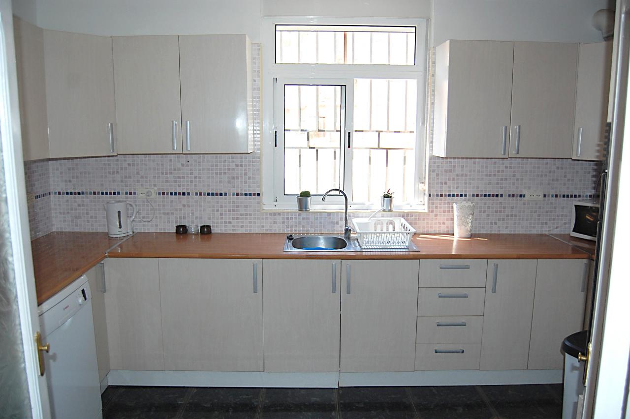 08-06-2020_kitchen3.jpg